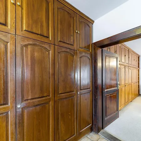 Apartment House Sporkova