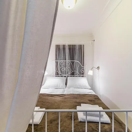 Apartment House Sporkova